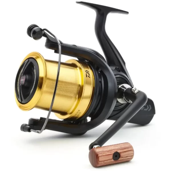 Mulineta Daiwa Emblem 45 SCW QD-OT